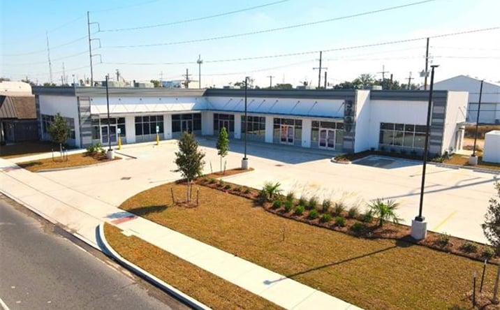 Pictures of Retail, Office, Special Purpose property located at 3730 Airline Dr, Metairie, LA 70001 for lease - image #1