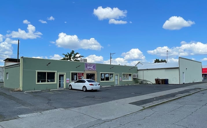 Pictures of Retail property located at 923 E Hoffman Ave, Spokane, WA 99207 for lease - image #1
