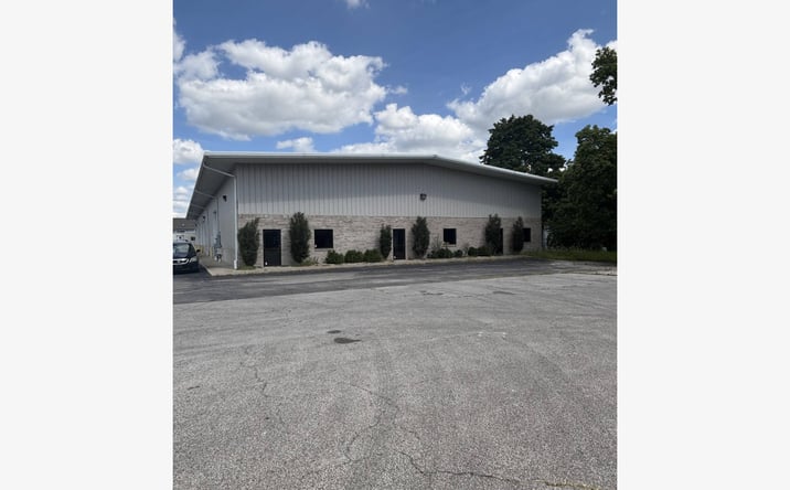 Pictures of Retail, Industrial property located at 2785 Klondike Rd, West Lafayette, IN 47906 for lease - image #1