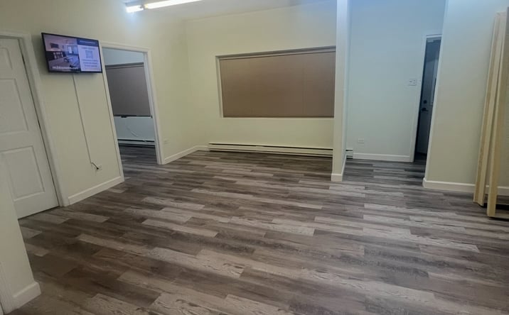 Pictures of Retail, Office property located at 18154 Martin Ave, Homewood, IL 60430 for lease - image #1
