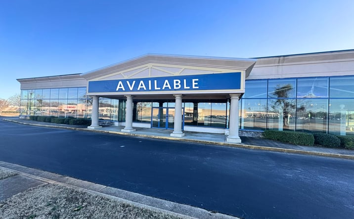 Pictures of Retail property located at 1518 Southlake Pkwy, Morrow, GA 30260 for lease - image #1