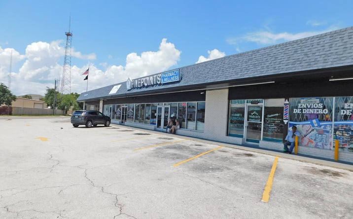 Pictures of Retail property located at 1102 Lake Drive, Cocoa, FL 32922 for lease - image #1