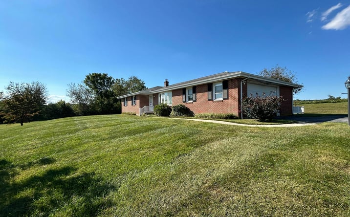 Pictures of Office property located at 4131 W Lincoln Hwy, Parkesburg, PA 19365 for lease - image #1