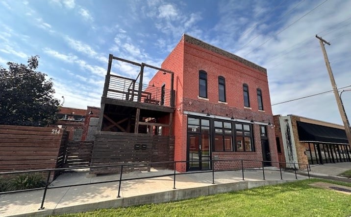Pictures of Office property located at 210 E Walnut St, Salina, KS 67401 for lease - image #1