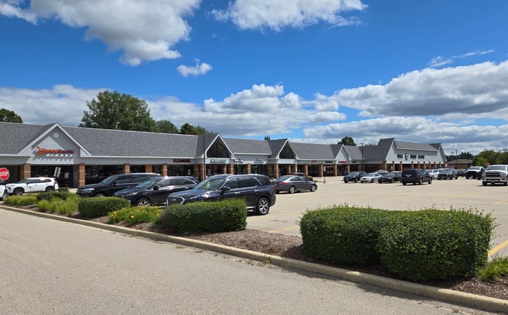 Pictures of Retail property located at 799-891 S. Illinois Route 59, Bartlett, IL 60103, Naperville, IL 60540 for lease - image #1