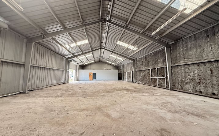 Pictures of Industrial property located at 6107 W 34th St, Houston, TX 77092 for lease - image #1