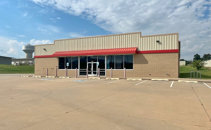 Pictures of Retail property located at 7201 NW 23rd St, Bethany, OK 73008 for lease - image #1