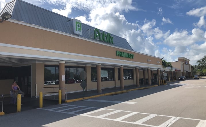 Pictures of Retail, Restaurant property located at 60 Kings Avenue, Vero Beach, FL 32966 for lease - image #1