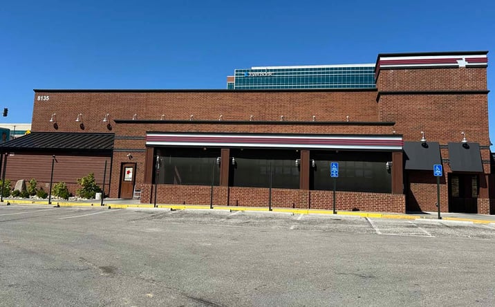 Pictures of Retail, Restaurant property located at 8135 Dale Ave, Richmond Heights, MO 63117 for lease - image #1