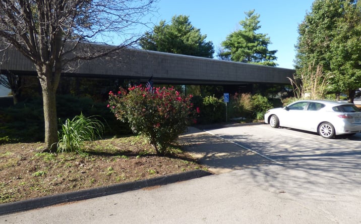 Pictures of Office, Industrial property located at 27 Hollenberg Ct, Bridgeton, MO 63044 for lease - image #1