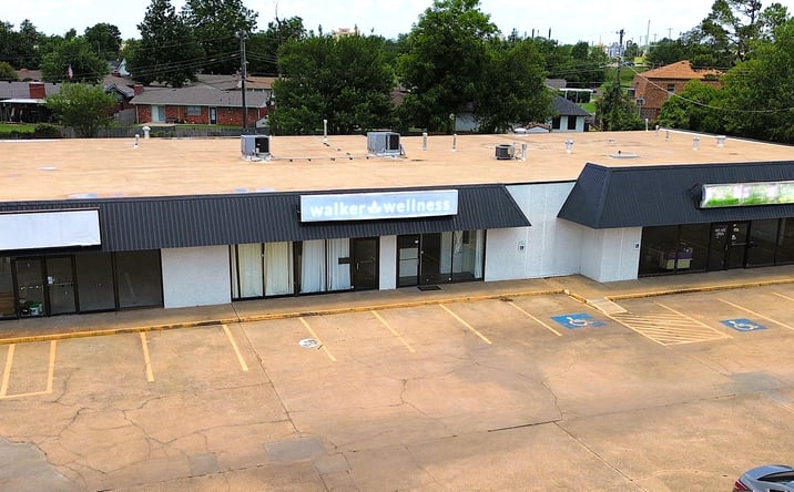 Pictures of Retail, Office, Industrial property located at 1219 N Broadway Ave, Moore, OK 73160 for lease - image #1