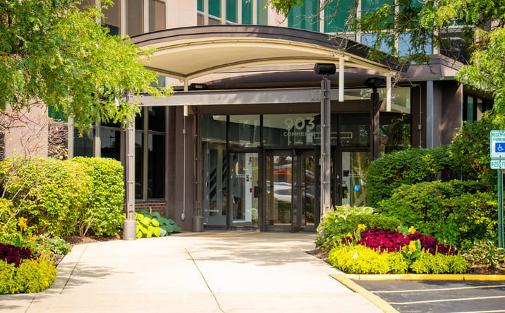 Pictures of Office property located at 903 Commerce Dr, Oak Brook, IL 60523 for lease - image #1