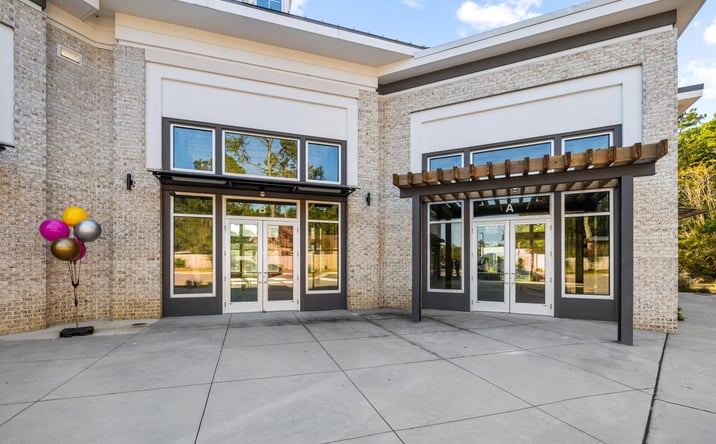 Pictures of Retail, Office, Restaurant property located at 460 Old Trolley Rd, Summerville, SC 29485 for lease - image #1