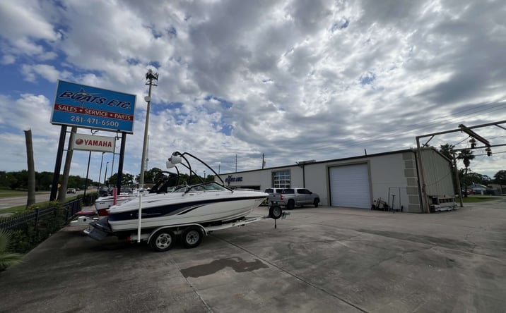 Pictures of Retail property located at 331 TX-146, La Porte, TX 77571 for lease - image #1