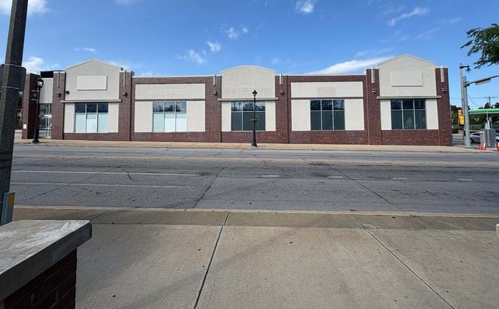 Pictures of Retail property located at 3030 W Villard Avenue, Milwaukee, WI 53209 for lease - image #1
