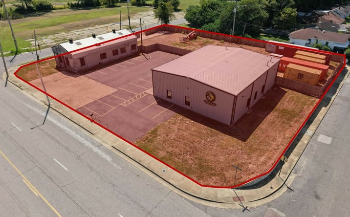 Pictures of Industrial property located at 231 South Parkway West, Memphis, TN 38109 for lease - image #1