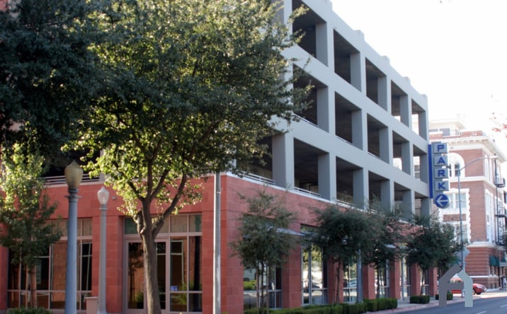 Pictures of Retail, Office, Restaurant property located at 2414 Tulare St, Fresno, CA 93721 for lease - image #1