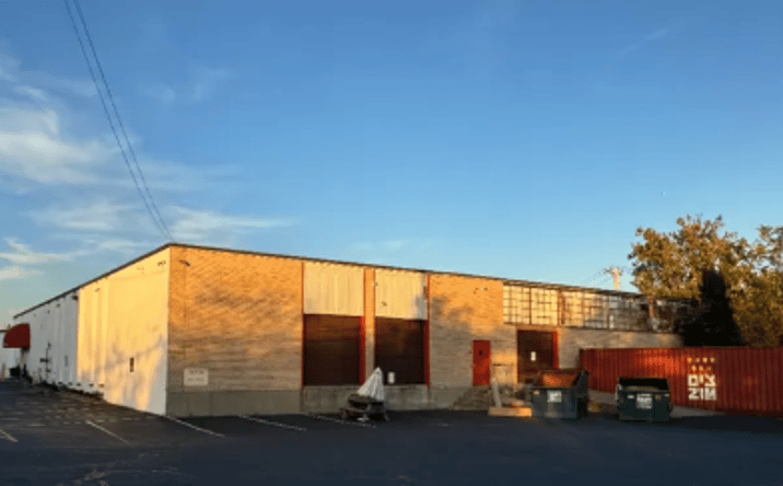 Pictures of Industrial property located at 219 S Service Rd, Plainview, NY 11803 for lease - image #1