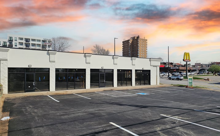 Pictures of Retail, Office property located at 4002 Dodge St, Omaha, NE 68131 for lease - image #1