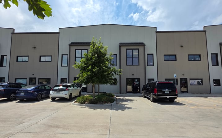 Pictures of Industrial property located at 3000 Airport Dr, Erie, CO 80516 for lease - image #1