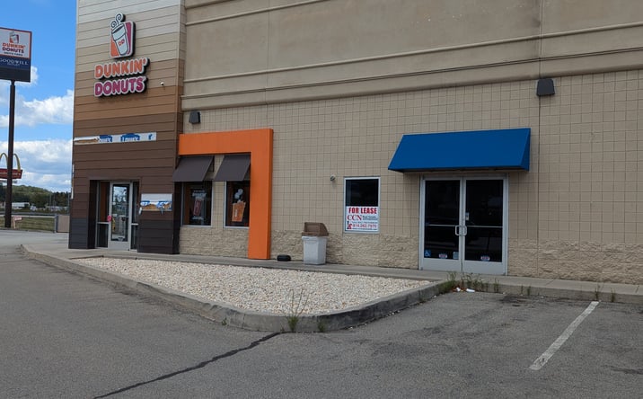 Pictures of Retail property located at 915 N Ctr Ave, Somerset, PA 15501 for lease - image #1
