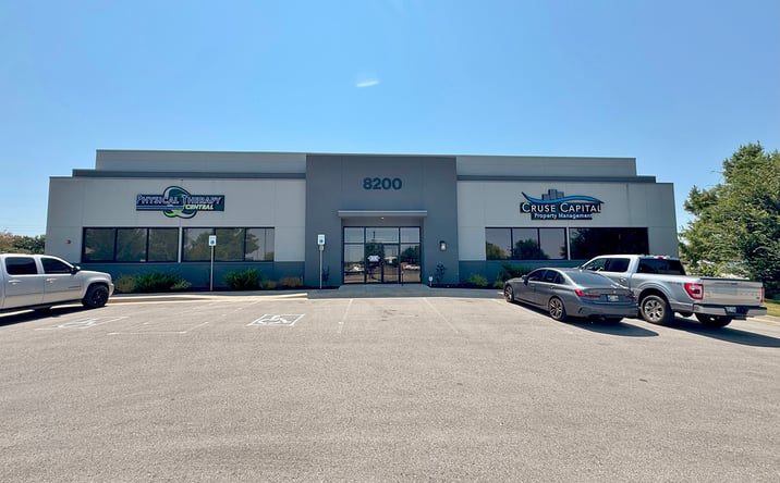 Pictures of Office property located at 8200 S Walker Ave, Oklahoma City, OK 73139 for lease - image #1