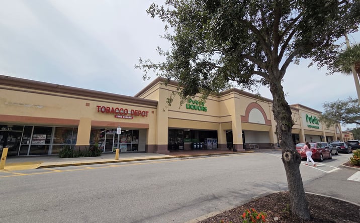 Pictures of Retail property located at 4665 Cortez Road West, Bradenton, FL 34210 for lease - image #1
