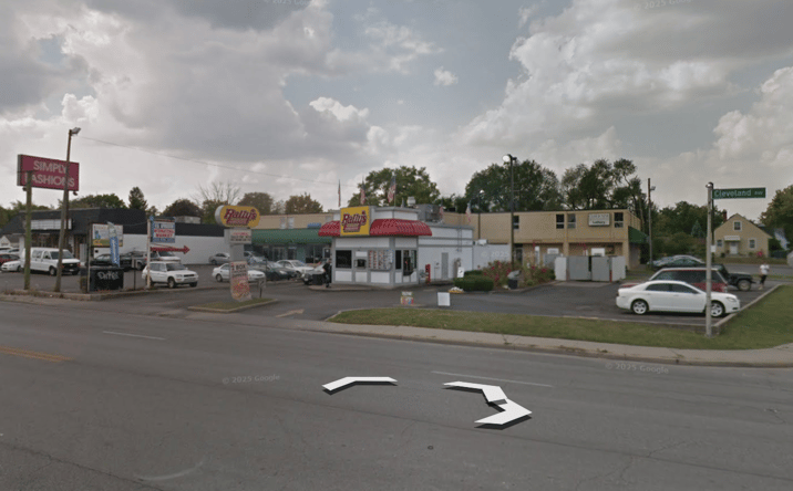 Pictures of Retail, Restaurant property located at 3187 Cleveland Ave, Columbus, OH 43224 for lease - image #1
