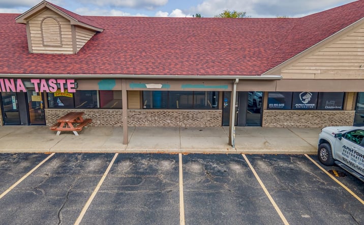 Pictures of Retail, Office property located at 2450 N US Highway 12 N, Spring Grove, IL 60081 for lease - image #1