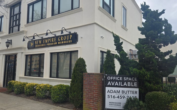 Pictures of Office property located at 214 W Park Avenue LOWER FRONT, Long Beach, NY 11561 for lease - image #1