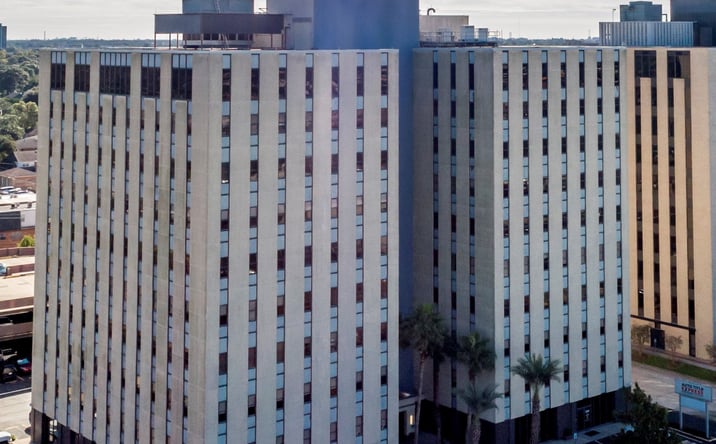 Pictures of Office property located at 3445 N Causeway Blvd, Metairie, LA 70002 for lease - image #1