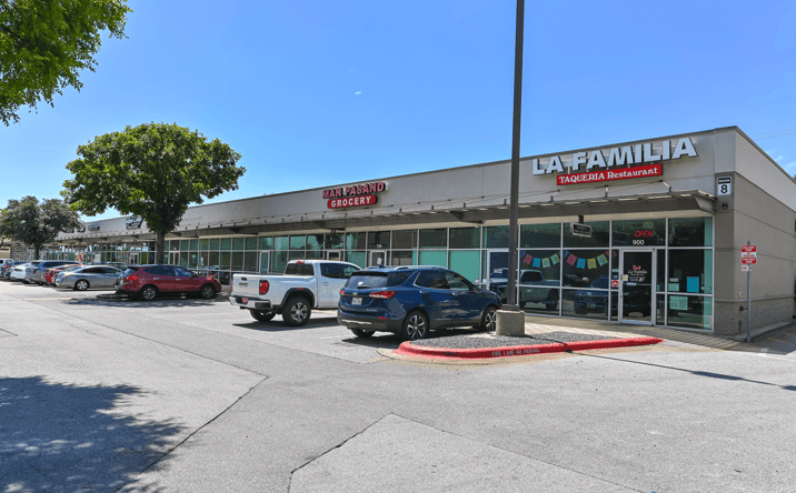 Pictures of Retail property located at 3601 W William Cannon Dr, Austin, TX 78749 for lease - image #1