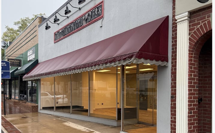 Pictures of Retail, Office property located at 417 W Main St, Waynesboro, VA 22980 for lease - image #1