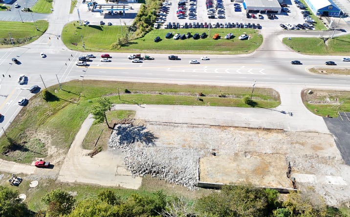 Pictures of Land property located at 703 Taylorsville Rd, Shelbyville, KY 40065 for lease - image #1