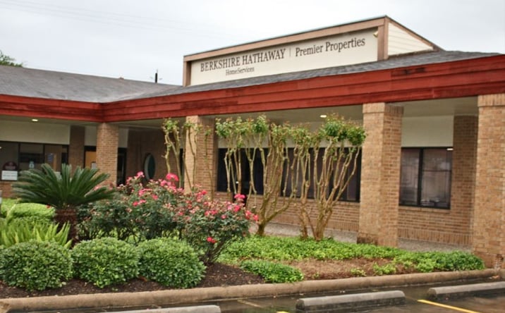 Pictures of Office property located at 3007 Broadway Street / FM 518 Rd, Pearland, TX 77581 for lease - image #1