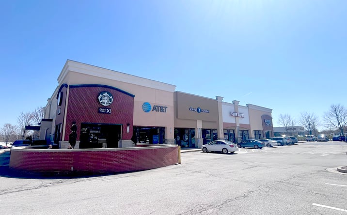 Pictures of Retail property located at 2031 Pittsburgh Mills Blvd, Tarentum, PA 15084 for lease - image #1