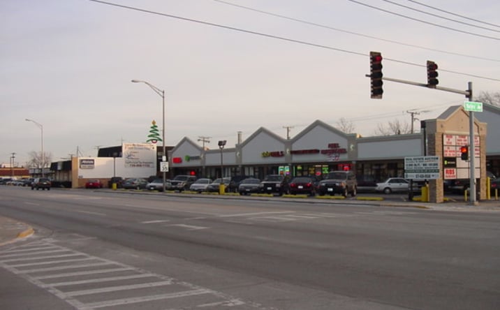 Pictures of Retail property located at 1555 SIBLEY Boulevard, Calumet City, IL 60409 for lease - image #1