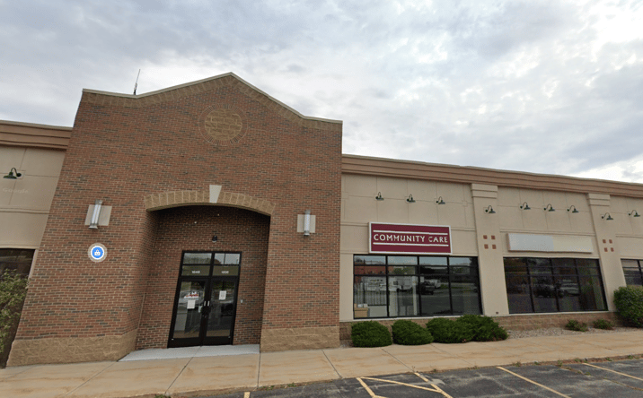 Pictures of Retail, Office, Restaurant property located at 1826 N Casaloma Dr, Appleton, WI 54913 for lease - image #1