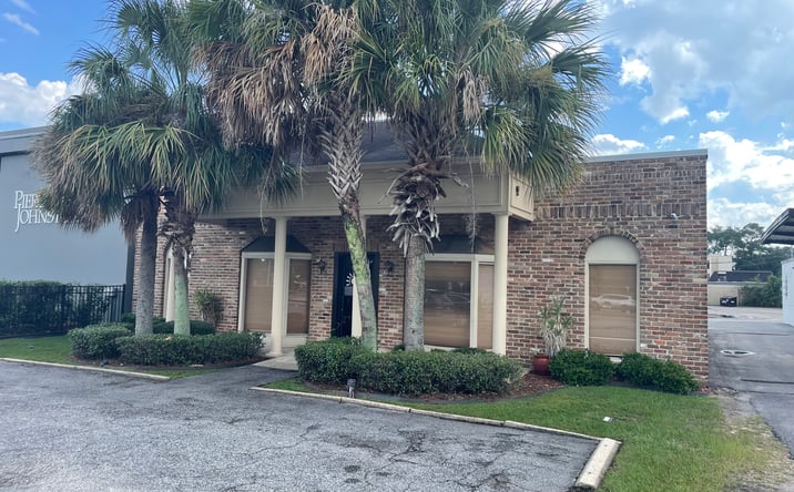 Pictures of Office property located at 3805 Airport Blvd, Mobile, AL 36608 for lease - image #1