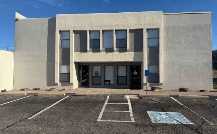 Pictures of Retail property located at 11927 Menaul Blvd NE, Albuquerque, NM 87112 for lease - image #1