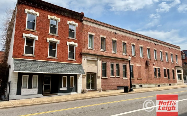 Pictures of Retail, Office property located at 101 E Main St, Ravenna, OH 44266 for lease - image #1