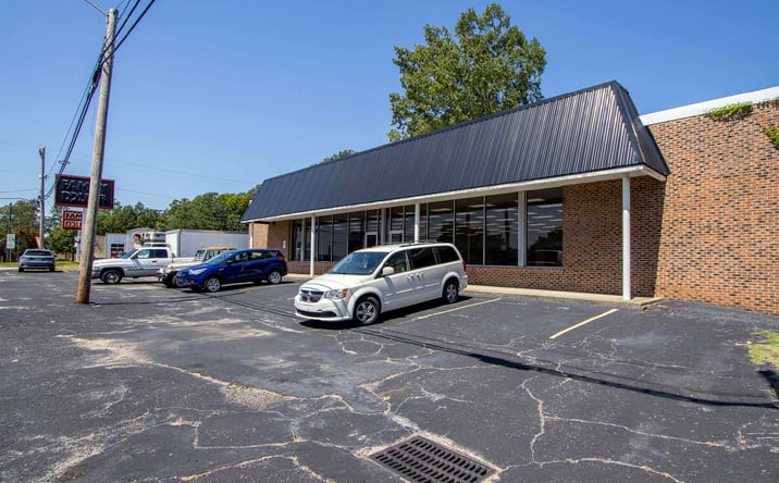 Pictures of Retail property located at 1901 Rosewood Dr, Columbia, SC 29205 for lease - image #1