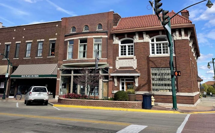 Pictures of Retail property located at 128 South Main Street, Elkhart, IN 46516 for lease - image #1