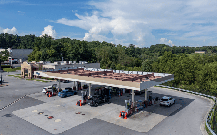 Pictures of Land property located at 480 Cummings St, Abingdon, VA 24210 for lease - image #1