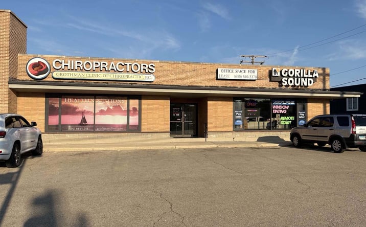 Pictures of Office, Industrial property located at 845 N Lake St, Aurora, IL 60506 for lease - image #1