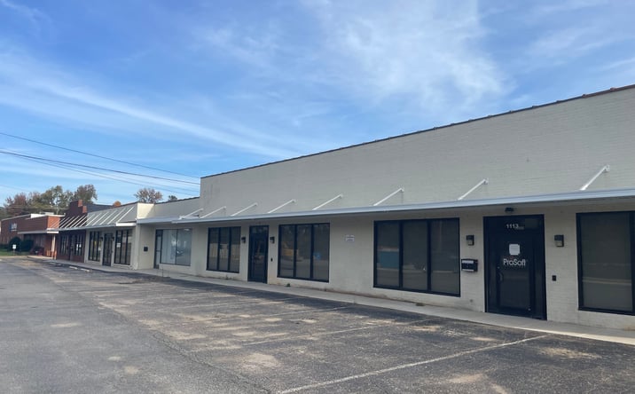 Pictures of Retail, Office, Industrial property located at 1113 - 1131 N Main Street, Mooresville, NC 28115 for lease - image #1