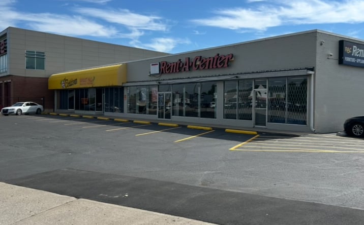 Pictures of Retail property located at 5411 W Washington St, Indianapolis, IN 46241 for lease - image #1