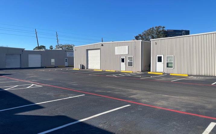 Pictures of Retail, Industrial property located at 9103 Cypress Creek Pkwy, Houston, TX 77070 for lease - image #1