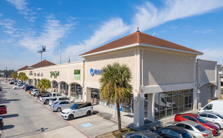 Pictures of Retail, Office property located at 19073 I-45, Conroe, TX 77385 for lease - image #1
