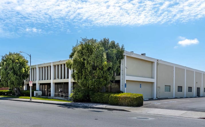 Pictures of Retail property located at 12530 - 12540 Beatrice St, Los Angeles, CA 90066 for lease - image #1